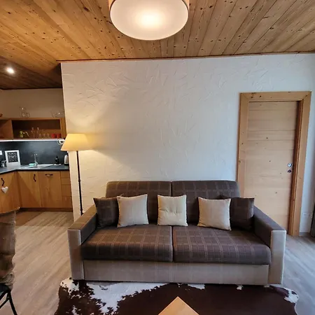 アパート Jasna Centrum Krowka - Free Jacuzzi & Sauna And Chopok View デマノブスカ・ドリーナ