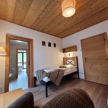 Jasna Centrum Krowka - Free Jacuzzi & Sauna And Chopok View アパート デマノブスカ・ドリーナ