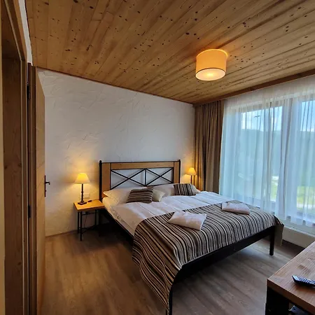 Jasna Centrum Krowka - Free Jacuzzi & Sauna And Chopok View アパート デマノブスカ・ドリーナ