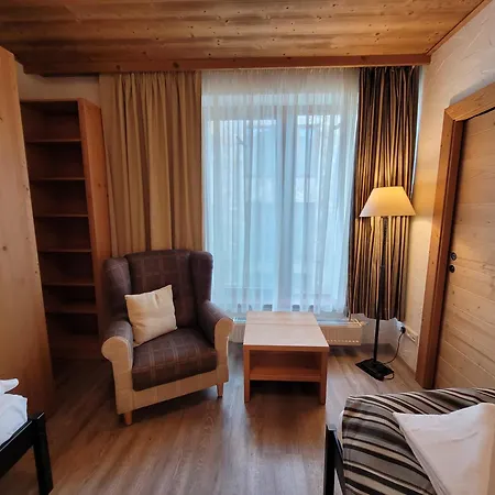 アパート Jasna Centrum Krowka - Free Jacuzzi & Sauna And Chopok View デマノブスカ・ドリーナ