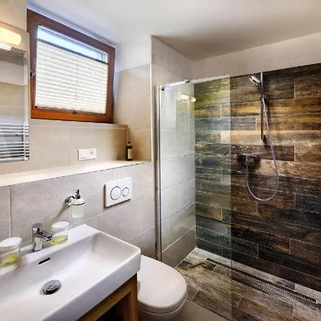 Jasna Centrum Krowka - Free Jacuzzi & Sauna And Chopok View 아파트 데마노브스카돌리나